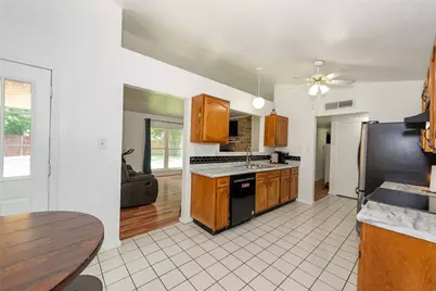 6700 Sunnybank Drive, Fort Worth, TX 76137 - Photo 4
