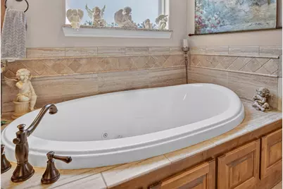 1221 Prestwick Court, Granbury, TX 76048 - Photo 26