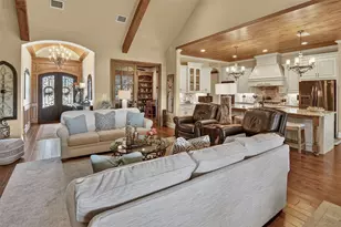1221 Prestwick Ct, Granbury, TX 76048 - Photo 12