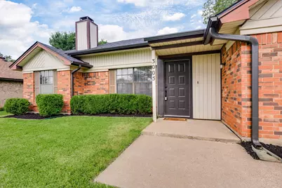 3005 Richwood Circle, Bedford, TX 76021 - Photo 2