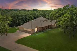 3884 County Rd 401, Alvarado, TX 76009 - Photo 32