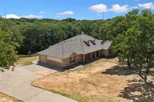 3884 County Rd 401, Alvarado, TX 76009 - Photo 2