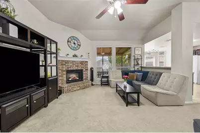128 Jennings Drive, Waxahachie, TX 75165 - Photo 4