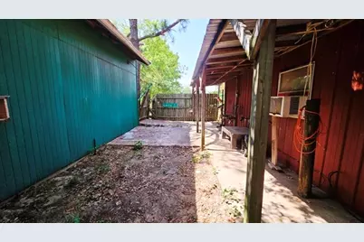9770 County Road 2514, Eustace, TX 75124 - Photo 6