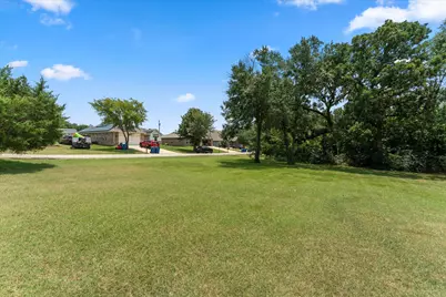 424 Lagoon Drive, Gun Barrel City, TX 75156 - Photo 38