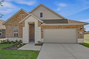 901 Silverleaf Dr, Ennis, TX 75119 - Photo 2