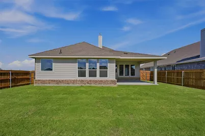 901 Silverleaf Drive, Ennis, TX 75119 - Photo 30