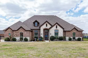 2115 Hodges Lake Dr, Rockwall, TX 75032 - Photo 1