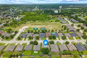 721 Morgan Dr, Burleson, TX 76028 - Photo 30