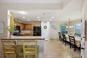721 Morgan Dr, Burleson, TX 76028 - Photo 10