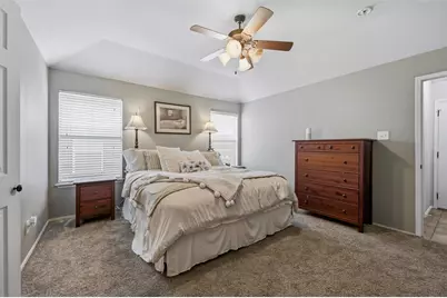 721 Morgan Drive, Burleson, TX 76028 - Photo 16