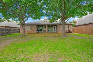 721 Morgan Dr, Burleson, TX 76028 - Photo 26