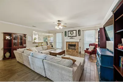 721 Morgan Drive, Burleson, TX 76028 - Photo 8