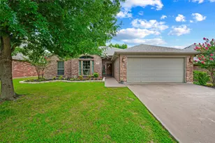 721 Morgan Dr, Burleson, TX 76028 - Photo 1