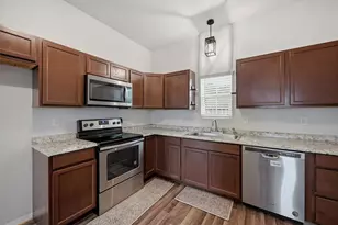 111 Britton St, Tom Bean, TX 75489 - Photo 8