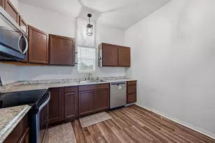 111 Britton St, Tom Bean, TX 75489 - Photo 10