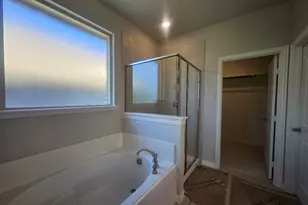 813 Silverleaf Dr, Ennis, TX 75119 - Photo 14