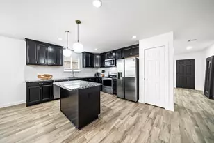 1424 Vernon Dr, Aubrey, TX 76227 - Photo 14