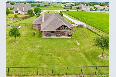 111 Petes Court, Ponder, TX 76259 - Photo 28