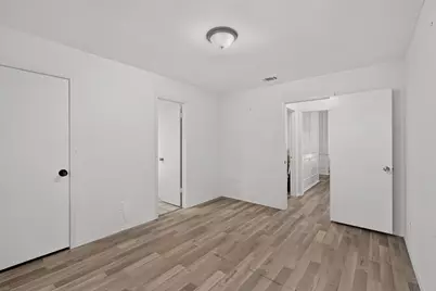 3900 N Shadycreek Drive, Arlington, TX 76013 - Photo 34
