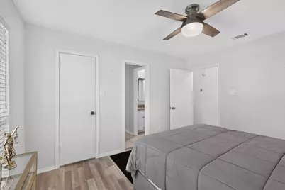 3900 N Shadycreek Drive, Arlington, TX 76013 - Photo 30