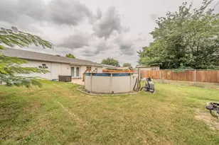 5612 Macgregor Dr, Haltom City, TX 76148 - Photo 32