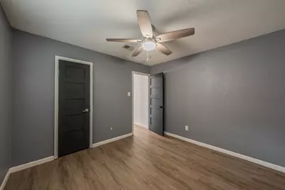 5612 Macgregor Drive, Haltom City, TX 76148 - Photo 26