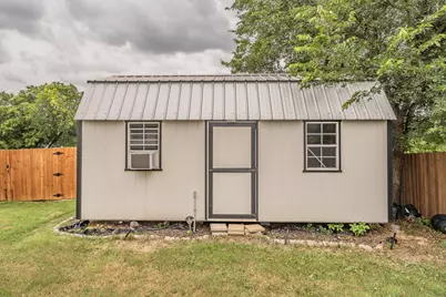 5612 Macgregor Drive, Haltom City, TX 76148 - Photo 30