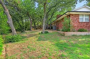 1716 Jacqueline Ct, Fort Worth, TX 76112 - Photo 4