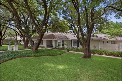 2209 Canterbury Drive, Westover Hills, TX 76107 - Photo 2