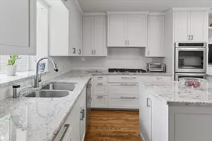2209 Canterbury Dr, Westover Hills, TX 76107 - Photo 16
