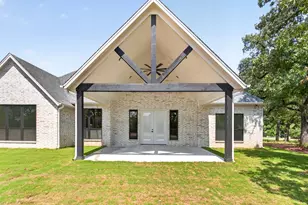 126 Champions Way, Azle, TX 76020 - Photo 40