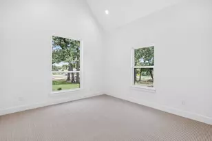 126 Champions Way, Azle, TX 76020 - Photo 32