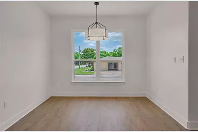 806 S Avenue Q, Clifton, TX 76634 - Photo 20