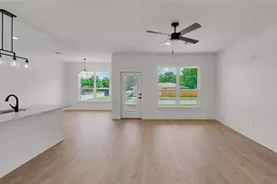 806 S Avenue Q, Clifton, TX 76634 - Photo 6
