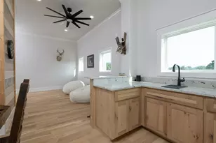 1100 Co Rd 1785, Sunset, TX 76270 - Photo 28