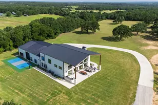 1100 Co Rd 1785, Sunset, TX 76270 - Photo 2