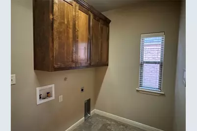 1309 Preston Trail Court, Granbury, TX 76048 - Photo 10