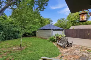 2307 Lawndale Dr, Dallas, TX 75211 - Photo 32