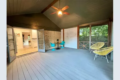 2307 Lawndale Drive, Dallas, TX 75211 - Photo 6