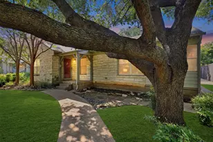 2307 Lawndale Dr, Dallas, TX 75211 - Photo 2