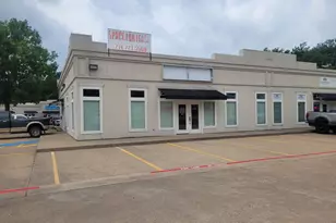 1905 W Ennis Ave, Ennis, TX 75119 - Photo 1