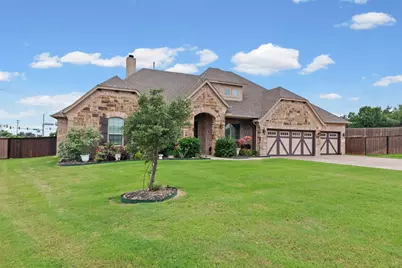 104 Lagrange Court, Weatherford, TX 76088 - Photo 2