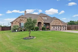 104 Lagrange Ct, Weatherford, TX 76088 - Photo 2