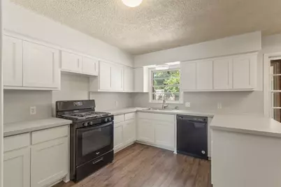 2603 Sherwood Street, Denton, TX 76209 - Photo 4
