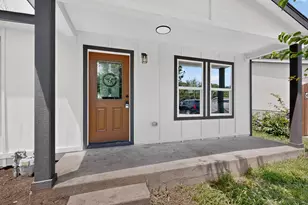 11303 Iris Dr, Balch Springs, TX 75180 - Photo 4