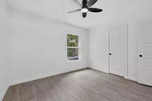 11303 Iris Dr, Balch Springs, TX 75180 - Photo 28