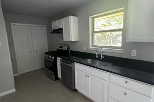 2817 Sequoia Ln, Arlington, TX 76010 - Photo 6