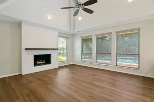 4313 Pembrooke Pkwy N, Colleyville, TX 76034 - Photo 18