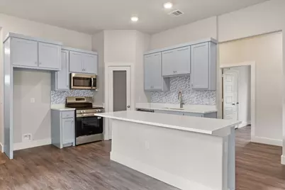 1206 E 11th, Corsicana, TX 75110 - Photo 2